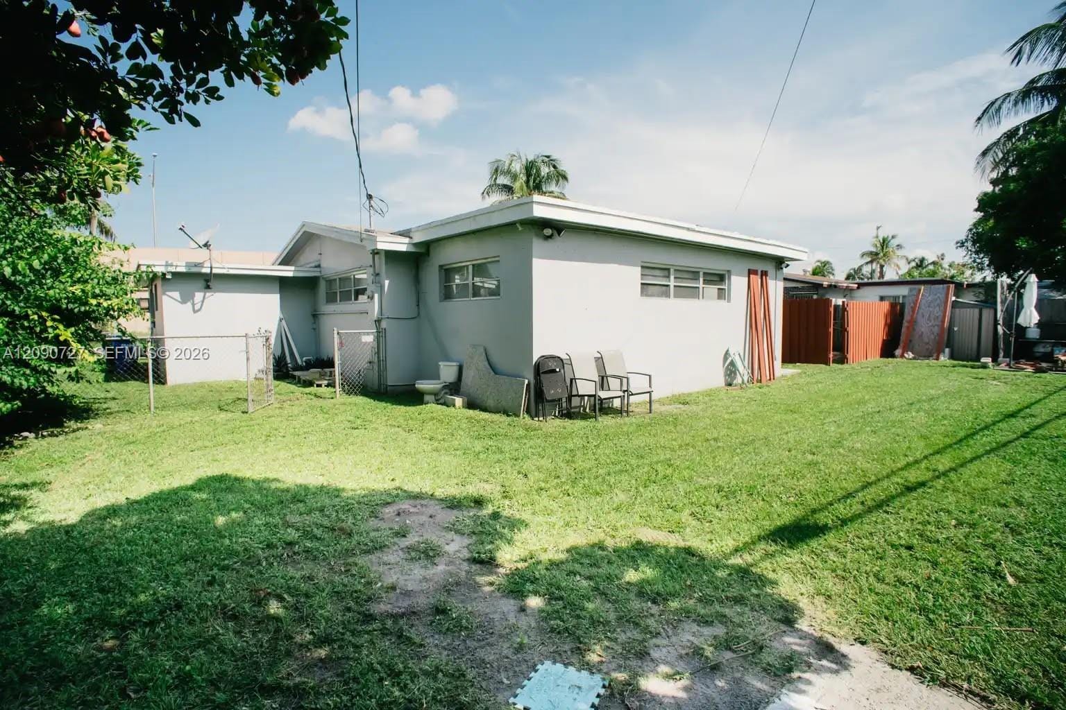 500 East Drive, North Miami Beach, FL 33162 photo 6
