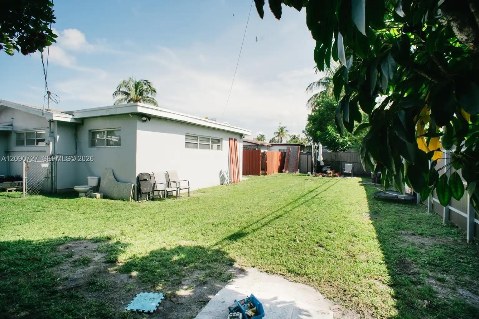 500 East Drive, North Miami Beach, FL 33162 photo 9