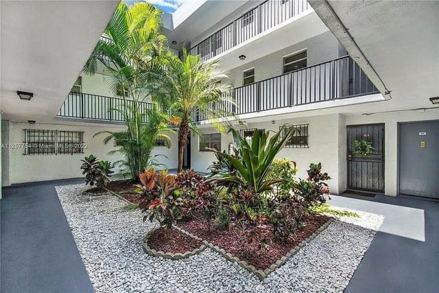 2496 SW 17th Avenue 5205, Miami, FL 33145