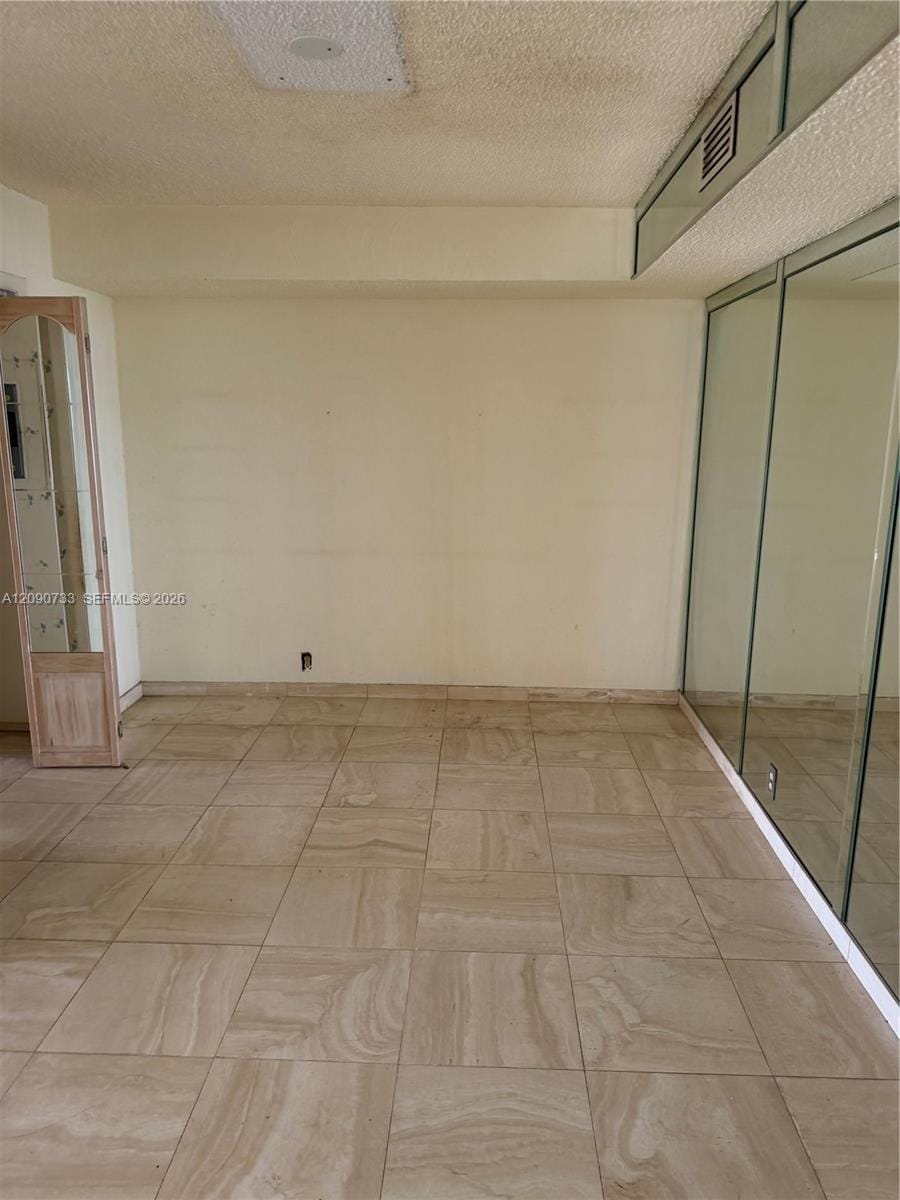 1000 Quayside Terrace 1807, Miami, FL 33138 photo 14