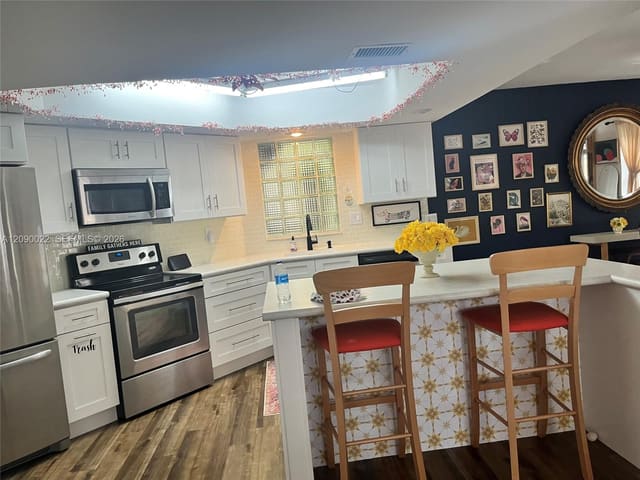 4386 Hazel Avenue C, Palm Beach Gardens, FL 33410