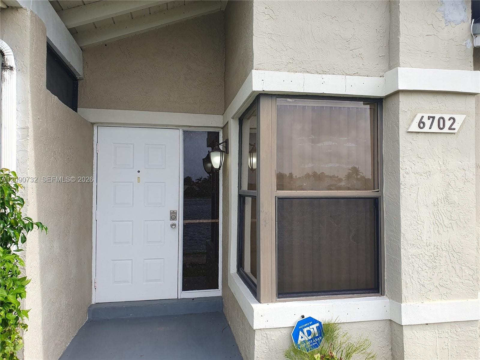 6702 SW 152nd Place, Miami, FL 33193 photo 1