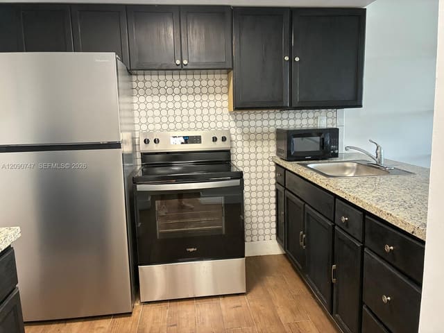 16465 NE 22nd Avenue 614, North Miami Beach, FL 33160