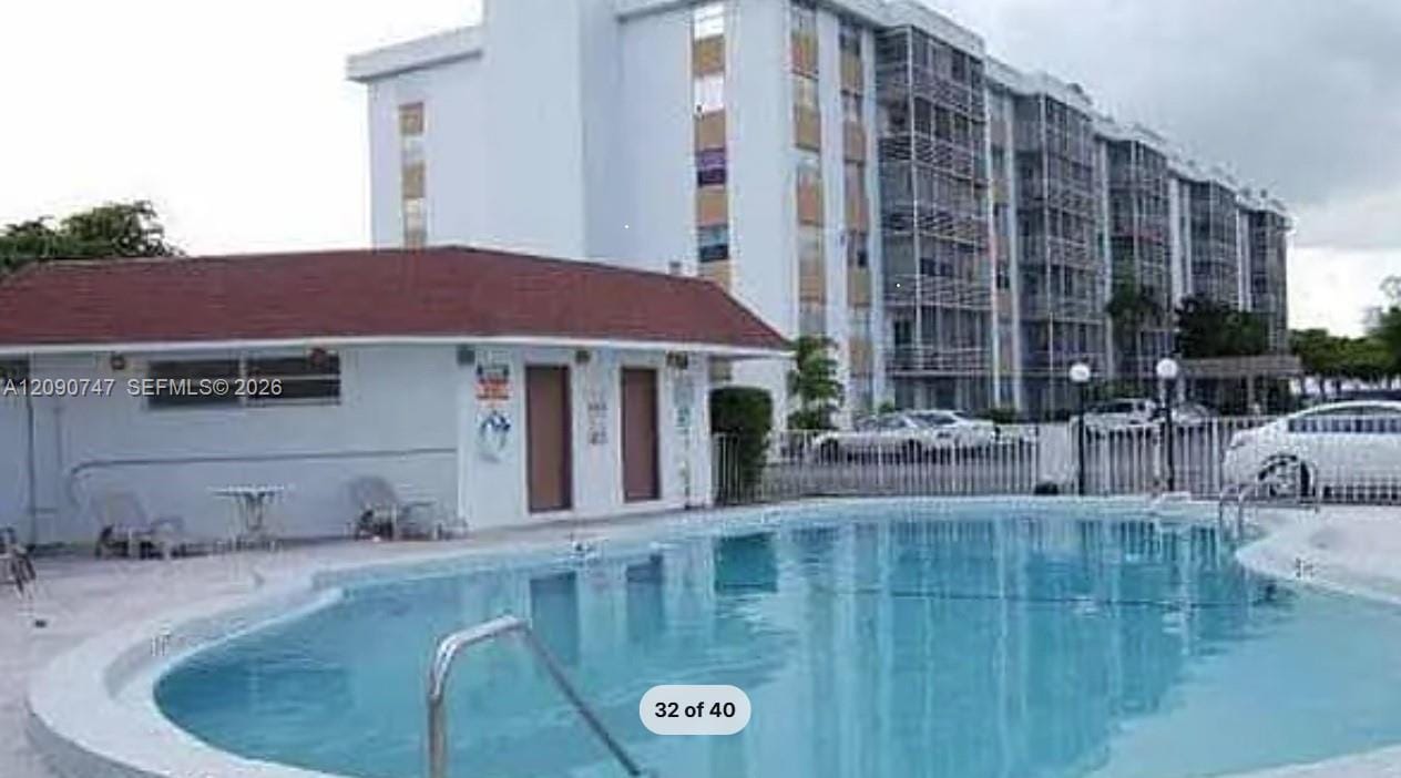 16465 NE 22nd Avenue 614, North Miami Beach, FL 33160 photo 10