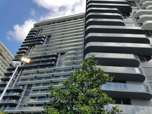 121 NE 34 Street 811, Hyde Midtown, Miami, FL