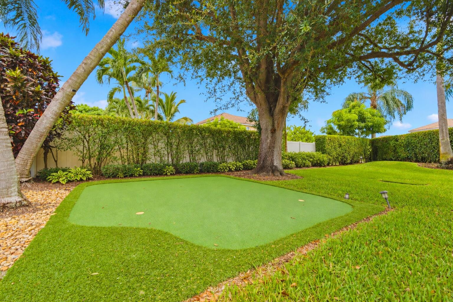 7202 CATALINA ISLE Drive — photo 9