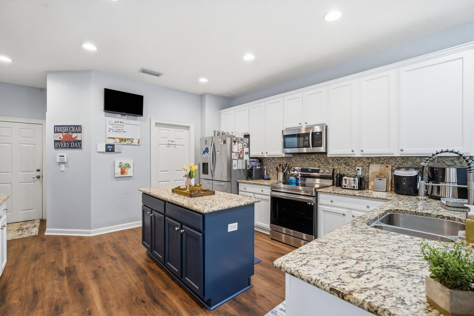5935 SE Crooked Oak Avenue — photo 4