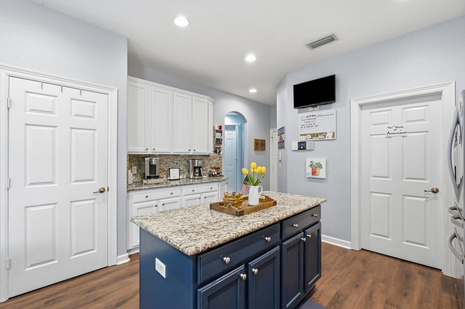 5935 SE Crooked Oak Avenue — photo 5