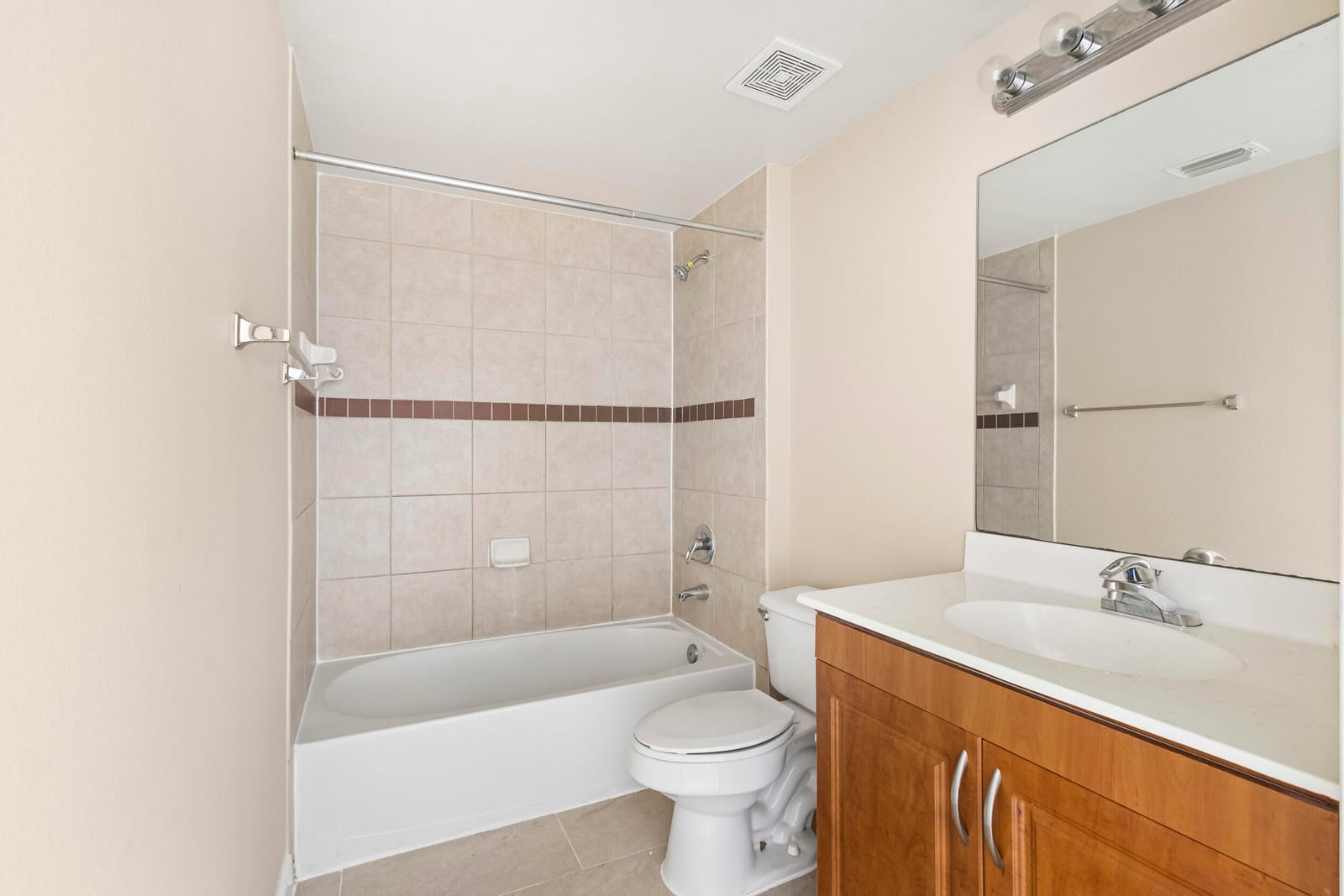 6450 EMERALD DUNES Drive 103, West Palm Beach, FL 33411 photo 25