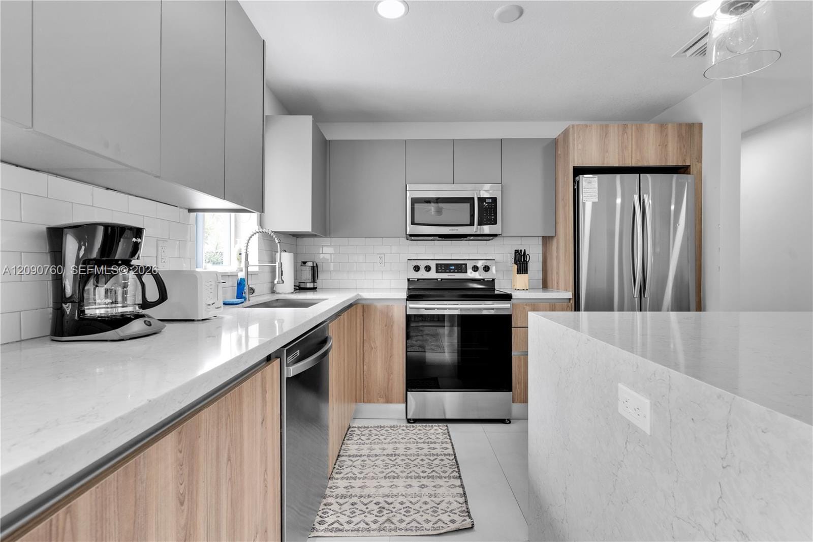 617 NW 30th Court, Wilton Manors, FL 33311 photo 7