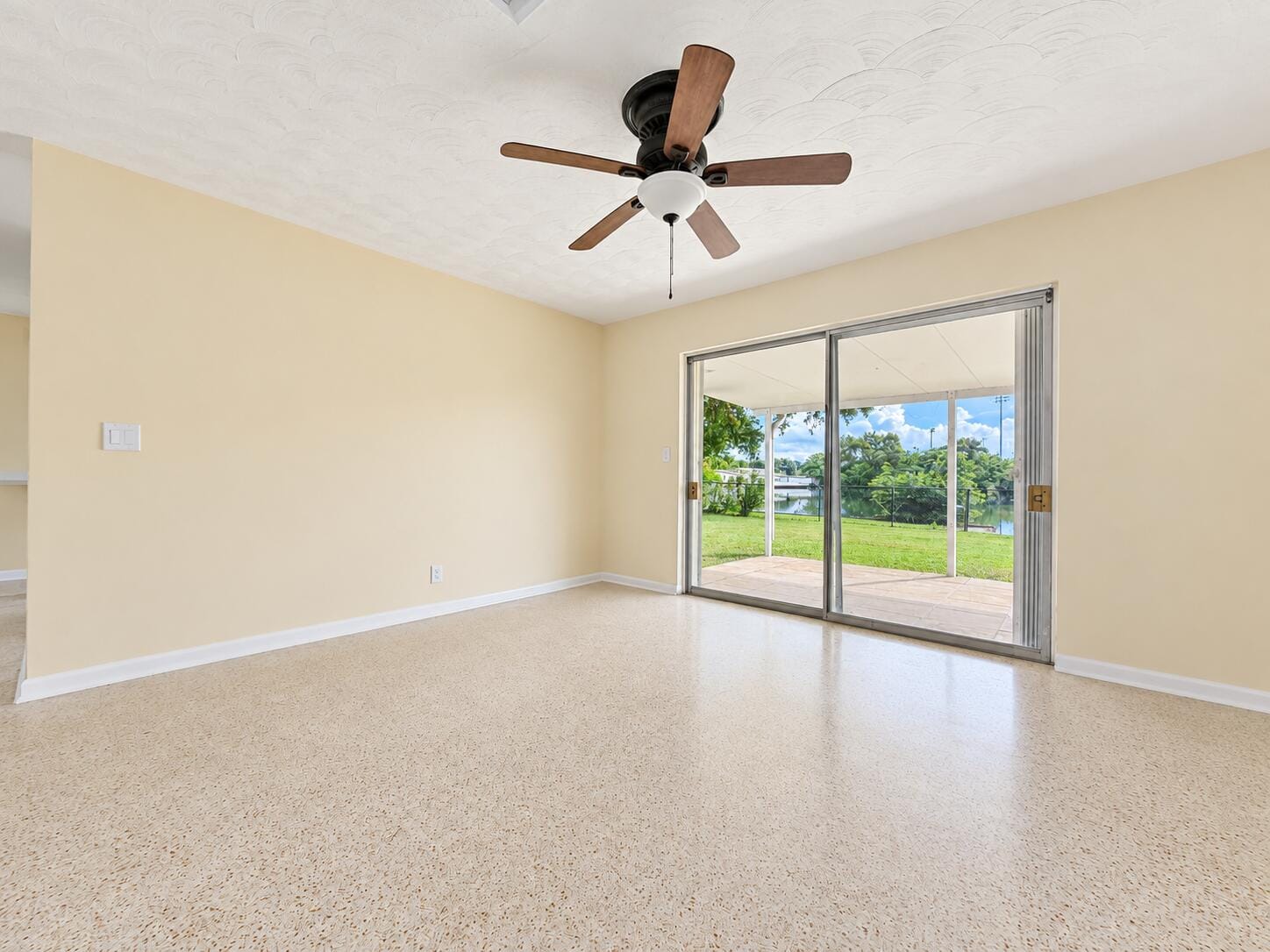 531 SW 11TH Avenue, Hallandale Beach, FL 33009 photo 13