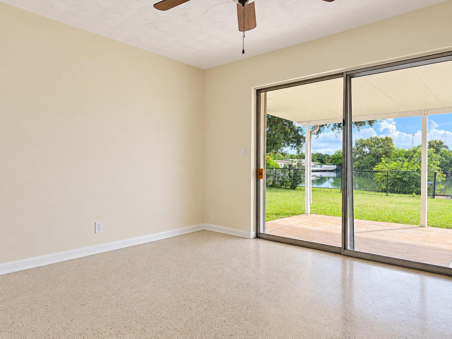 531 SW 11TH Avenue, Hallandale Beach, FL 33009 photo 14