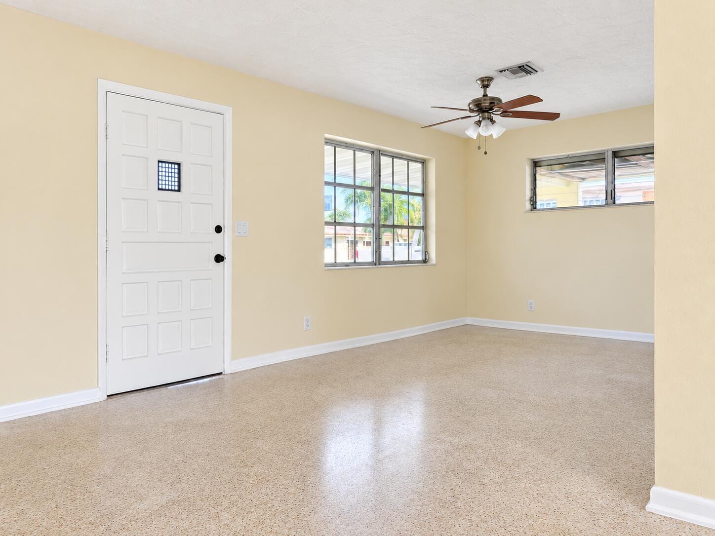 531 SW 11TH Avenue, Hallandale Beach, FL 33009 photo 16