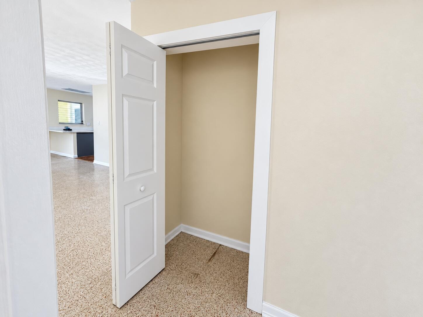 531 SW 11TH Avenue, Hallandale Beach, FL 33009 photo 18
