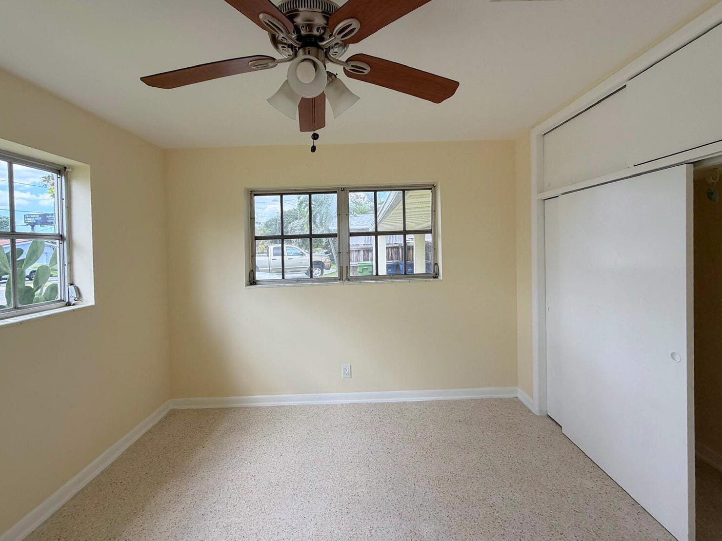 531 SW 11TH Avenue, Hallandale Beach, FL 33009 photo 21
