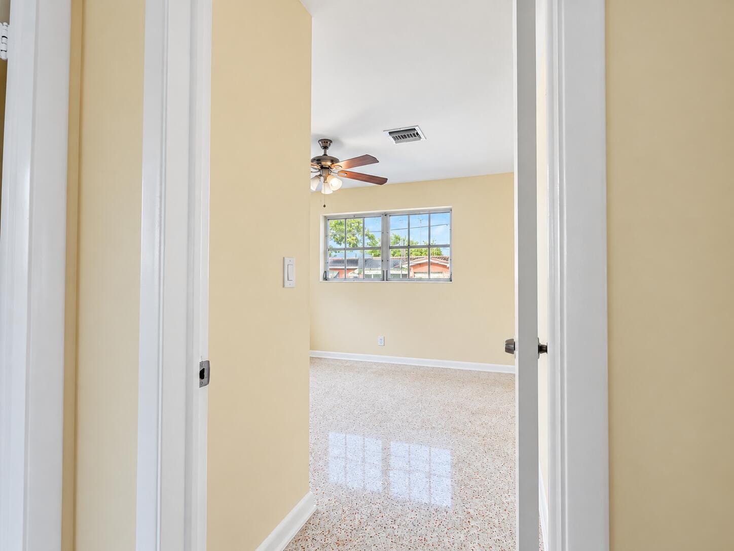 531 SW 11TH Avenue, Hallandale Beach, FL 33009 photo 26