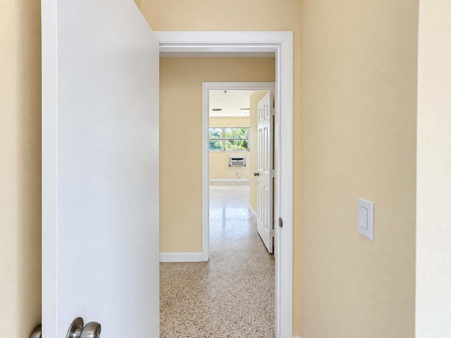 531 SW 11TH Avenue, Hallandale Beach, FL 33009 photo 30