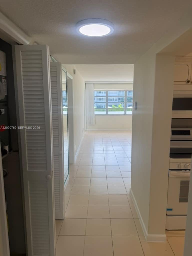330 SE 2nd Street 202E, Hallandale Beach, FL 33009 photo 13