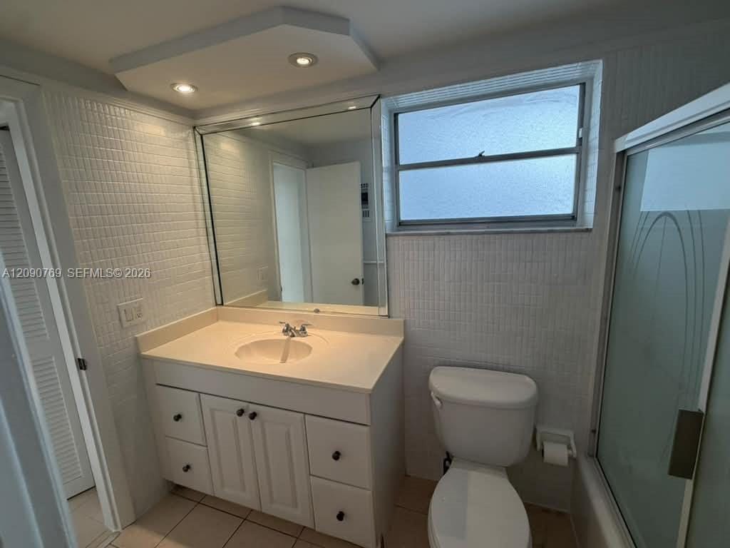 330 SE 2nd Street 202E, Hallandale Beach, FL 33009 photo 30