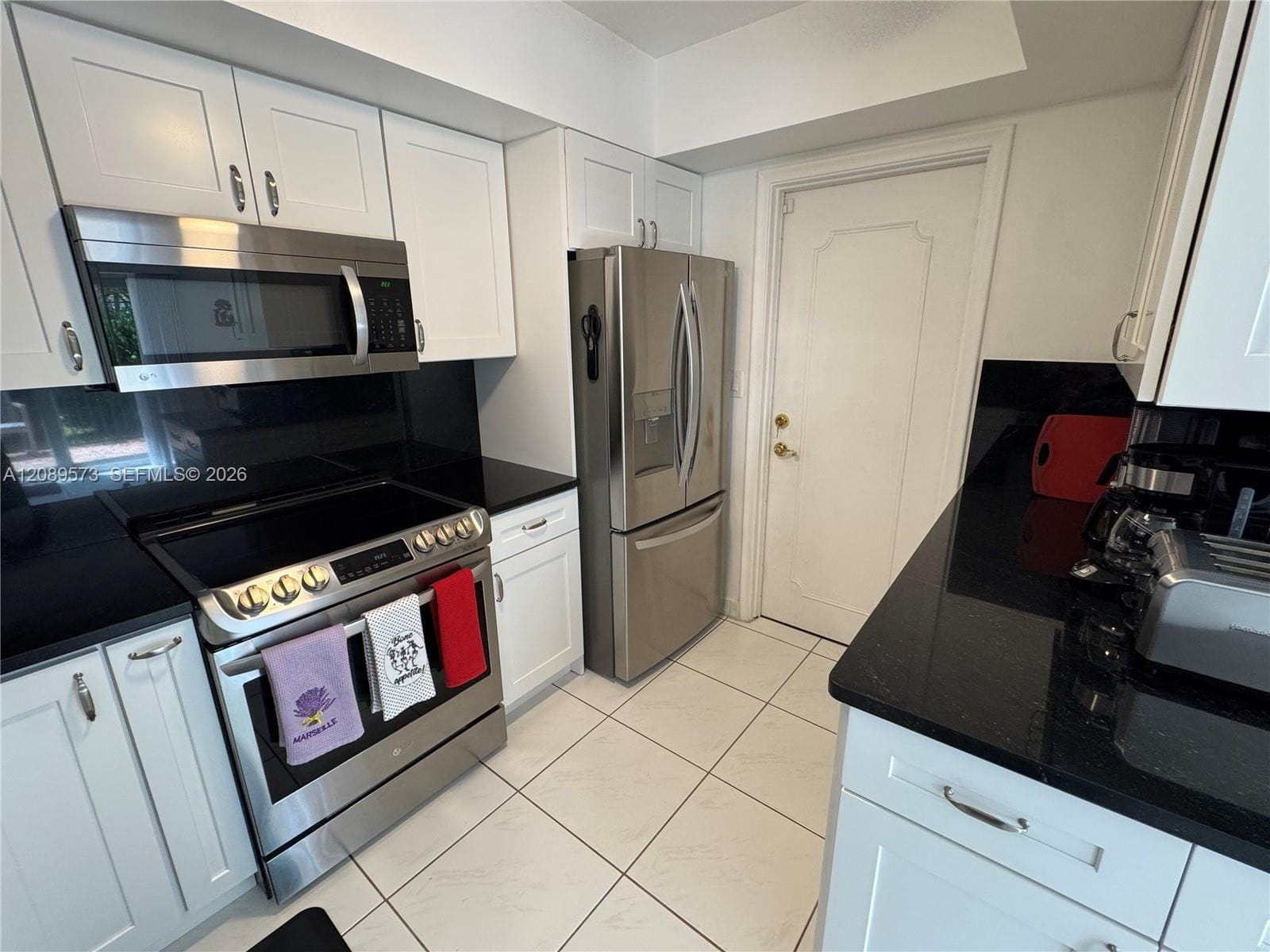 7190 E Tropical Way, Plantation, FL 33317 photo 3