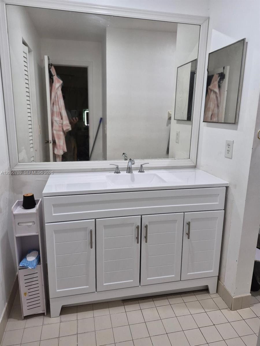 20680 NE 4th Court 206, Miami, FL 33179 photo 7