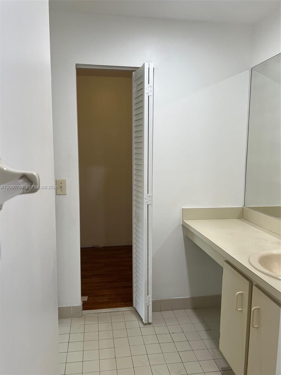 20680 NE 4th Court 206, Miami, FL 33179 photo 8