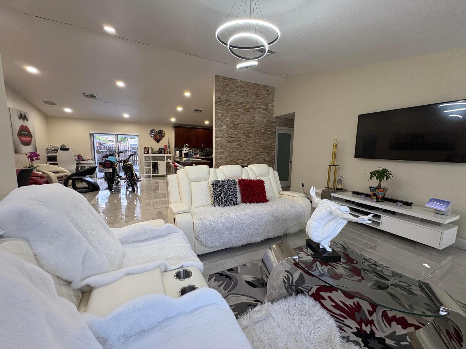 3941 TROPICAL Way, Palm Springs, FL 33461 photo 7