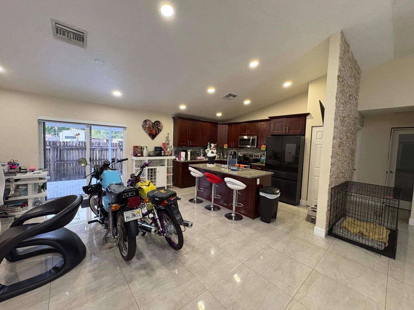 3941 TROPICAL Way, Palm Springs, FL 33461 photo 10