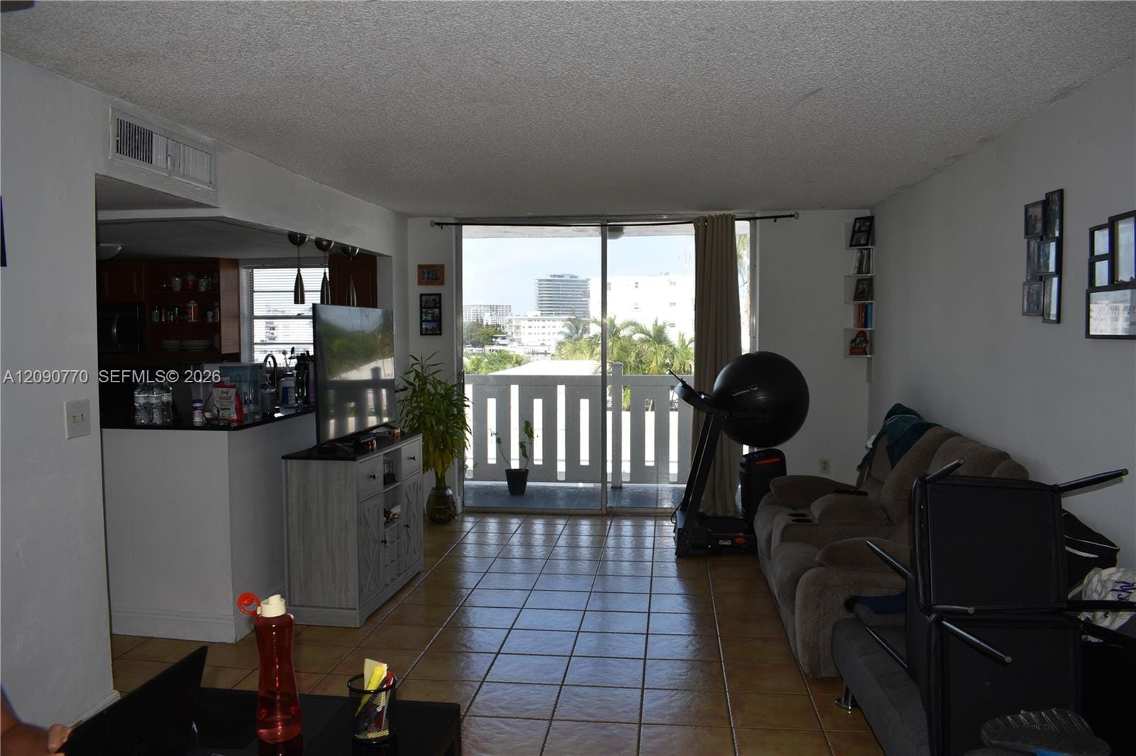 7900 Tatum Waterway Drive 412, Miami Beach, FL 33141 photo 6