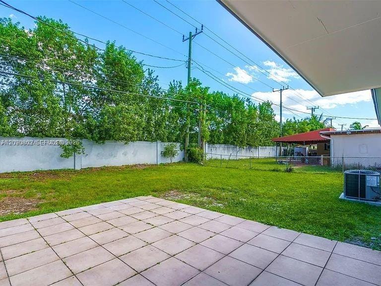 21241 NE 2nd Avenue ., Miami, FL 33179 photo 20