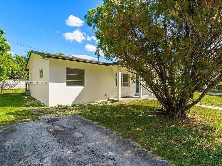 21241 NE 2nd Avenue ., Miami, FL 33179 photo 3