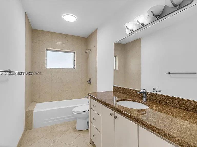 21241 NE 2nd Avenue ., Miami, FL 33179 photo 7