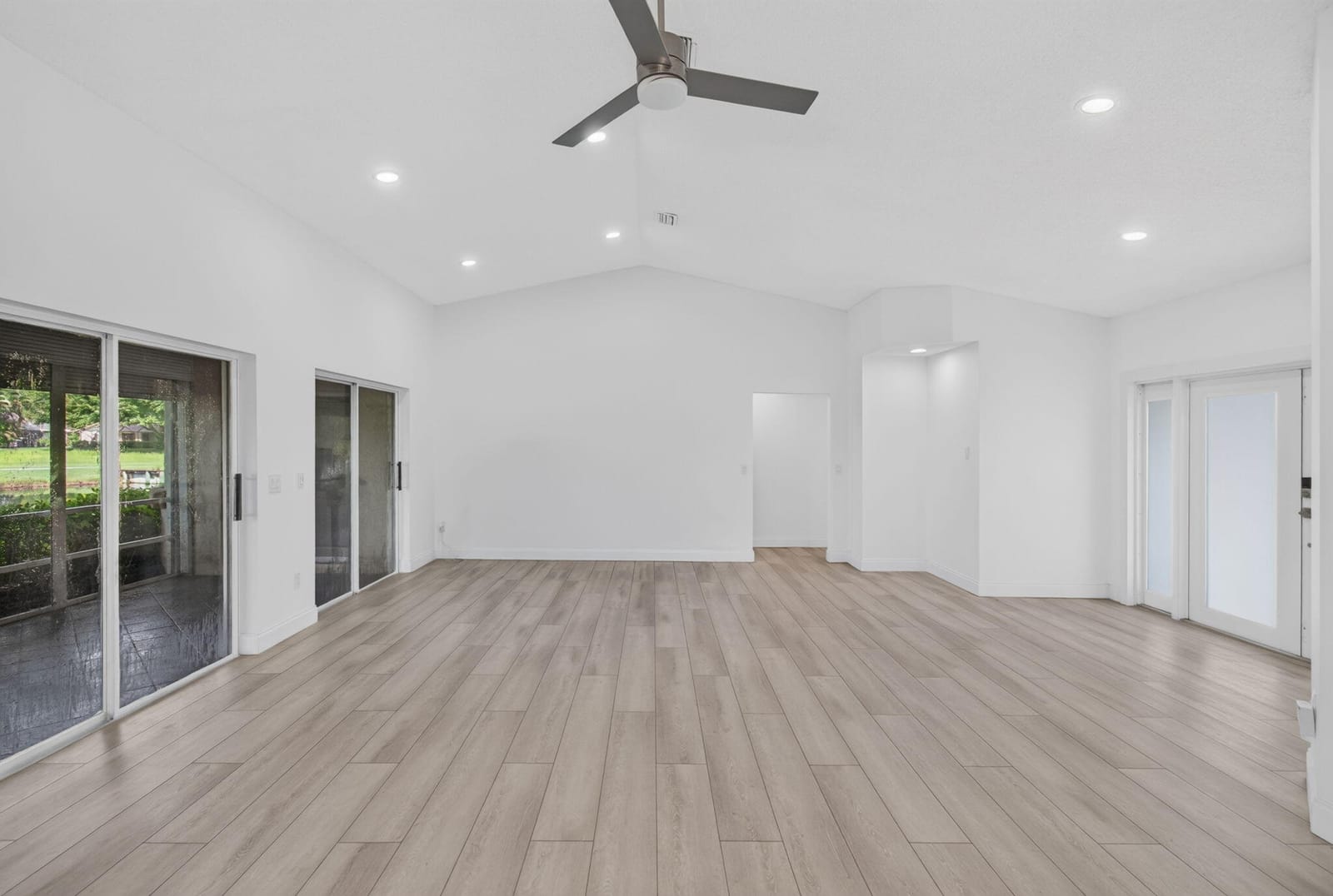 5642 Forest Oaks Terrace — photo 5