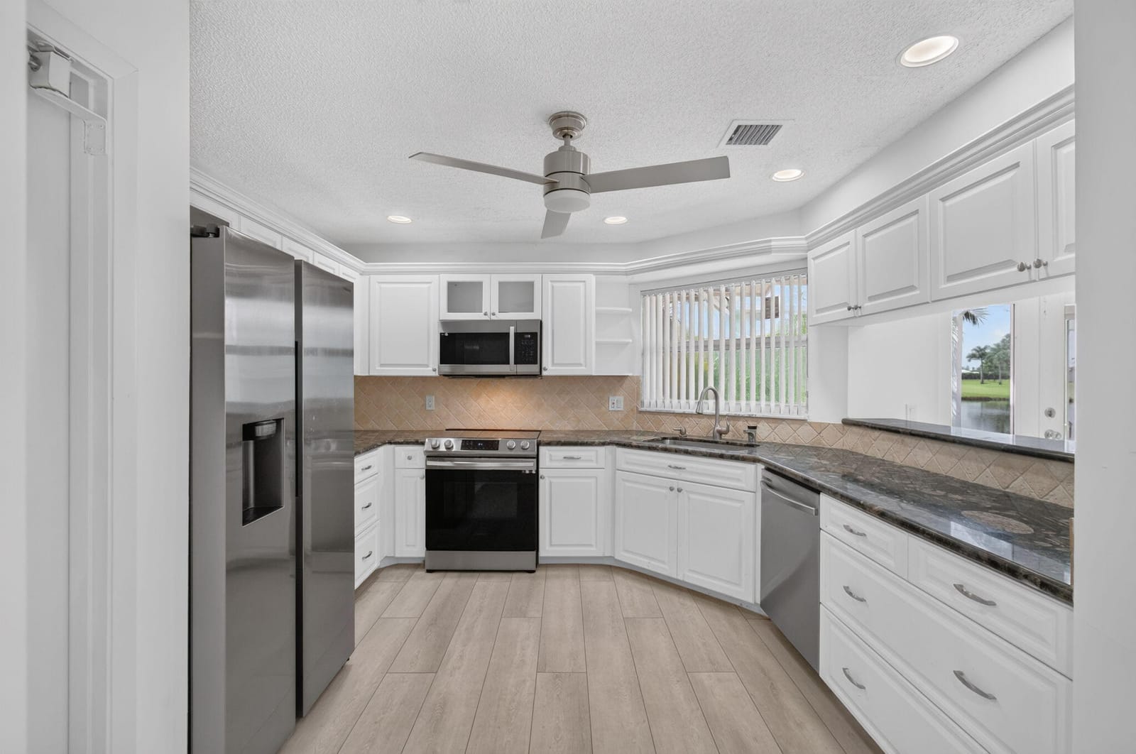 5642 Forest Oaks Terrace — photo 7
