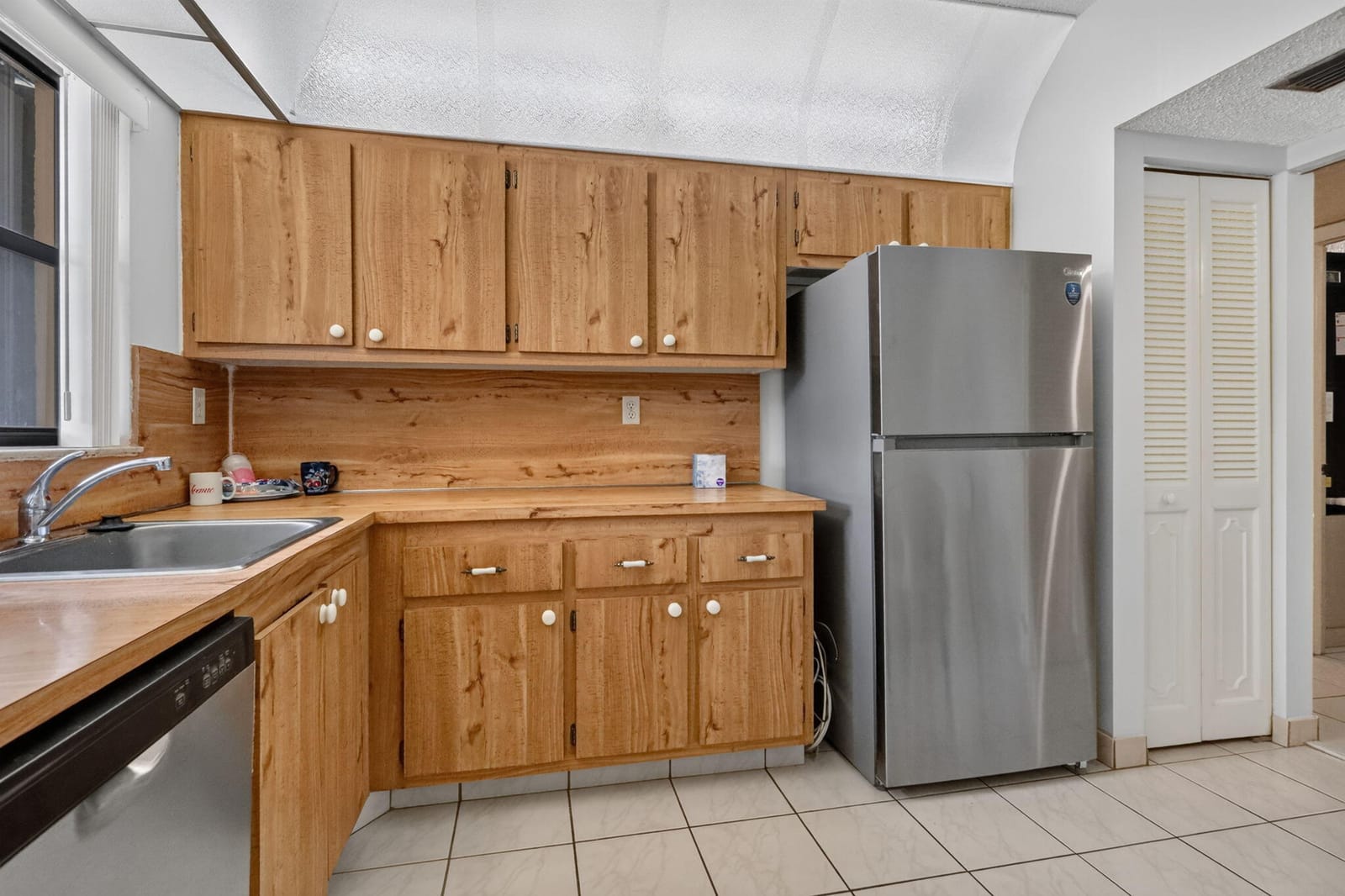 750 NE 199TH Street 204H, Miami, FL 33179 photo 12