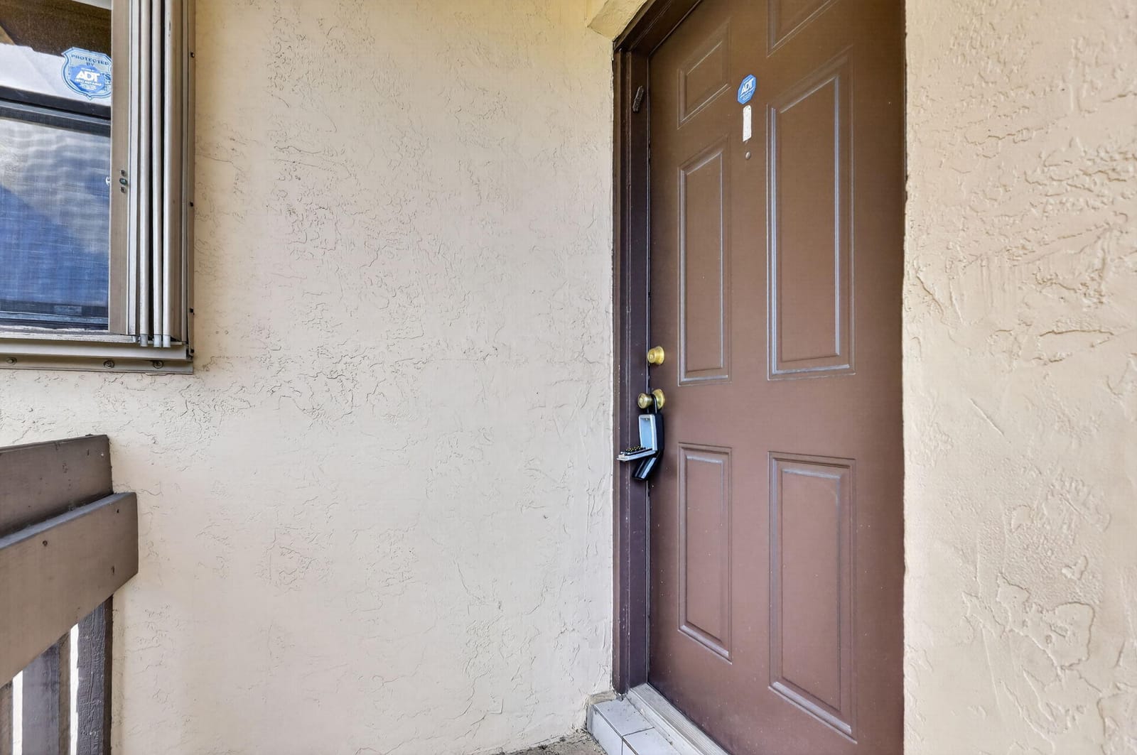 750 NE 199TH Street 204H, Miami, FL 33179 photo 3