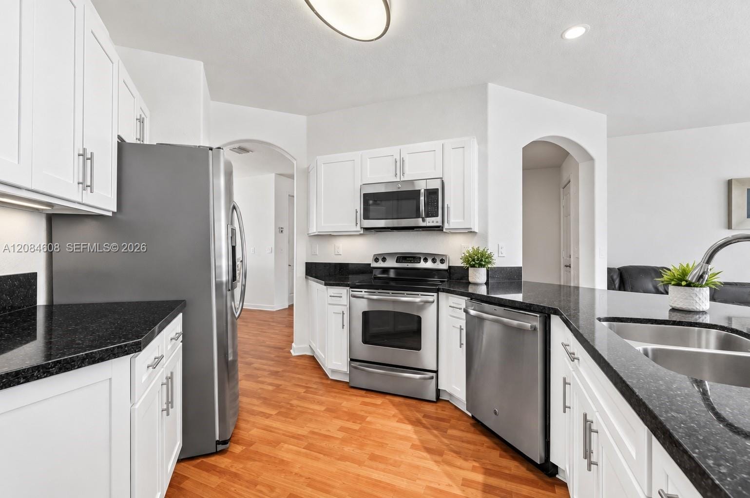 8739 NW 109th Court, Doral, FL 33178 photo 9