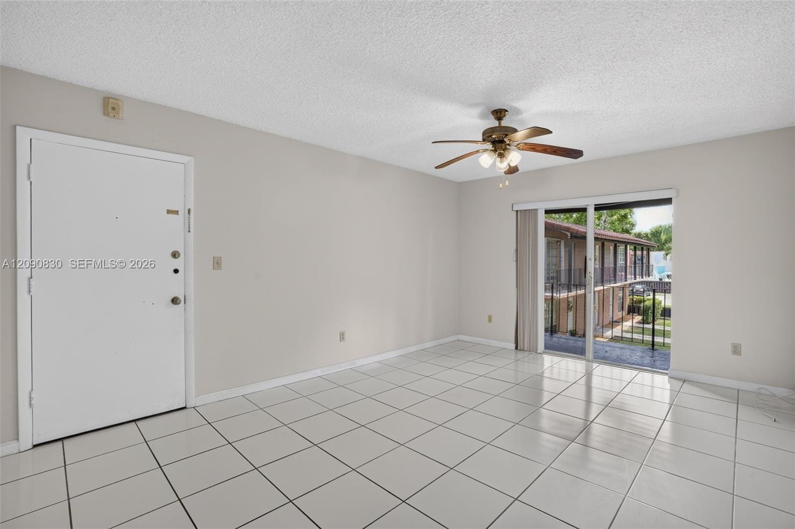 10786 N Kendall Drive D14 — photo 2