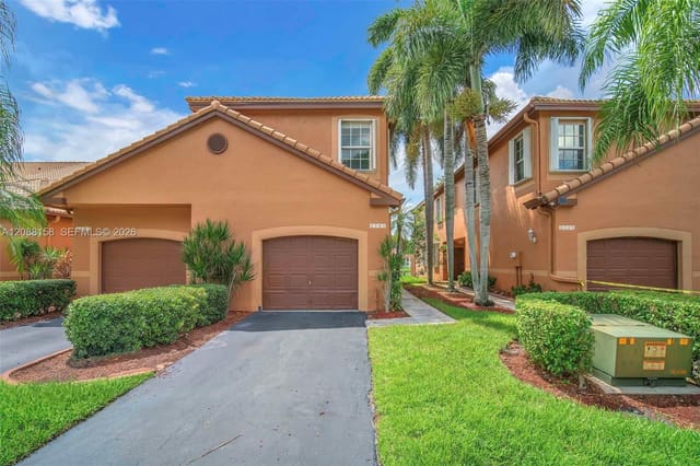 1303 Presidio Drive 6-41, Weston, FL 33327