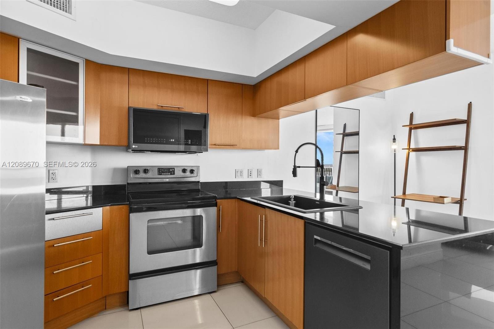 1750 N Bayshore Drive 4901, Miami, FL 33132 photo 23