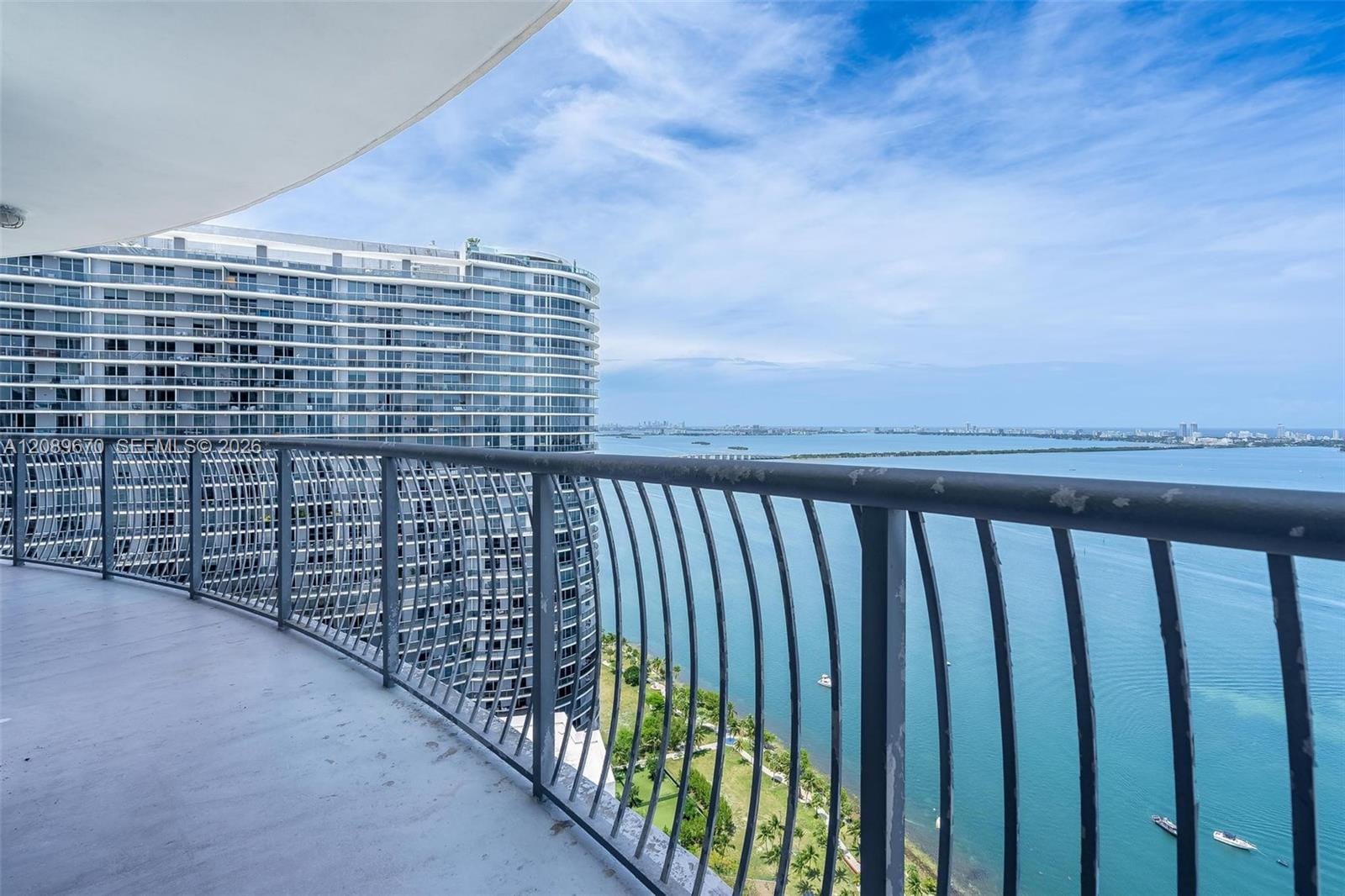 1750 N Bayshore Drive 4901 — photo 4