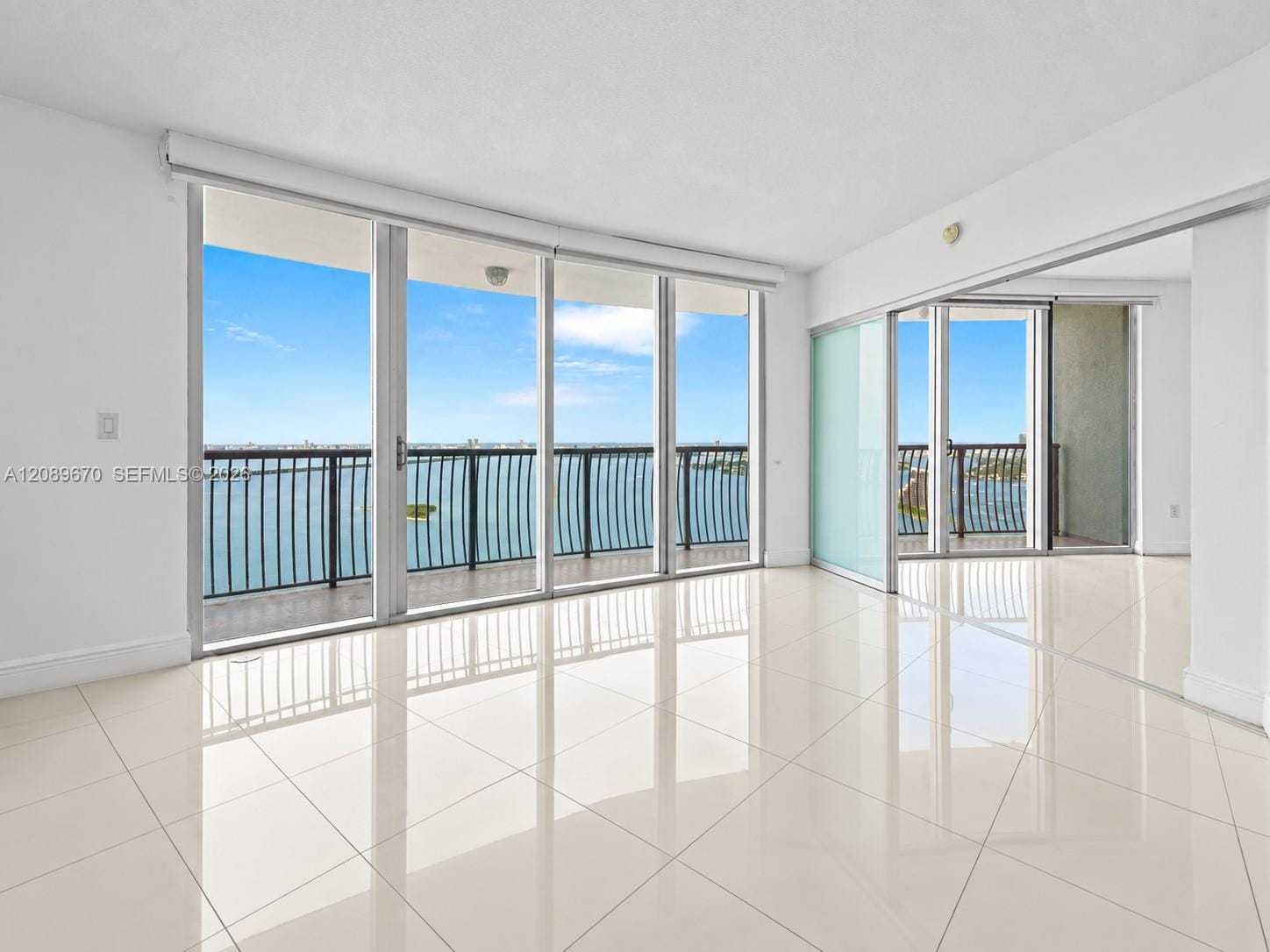 1750 N Bayshore Drive 4901