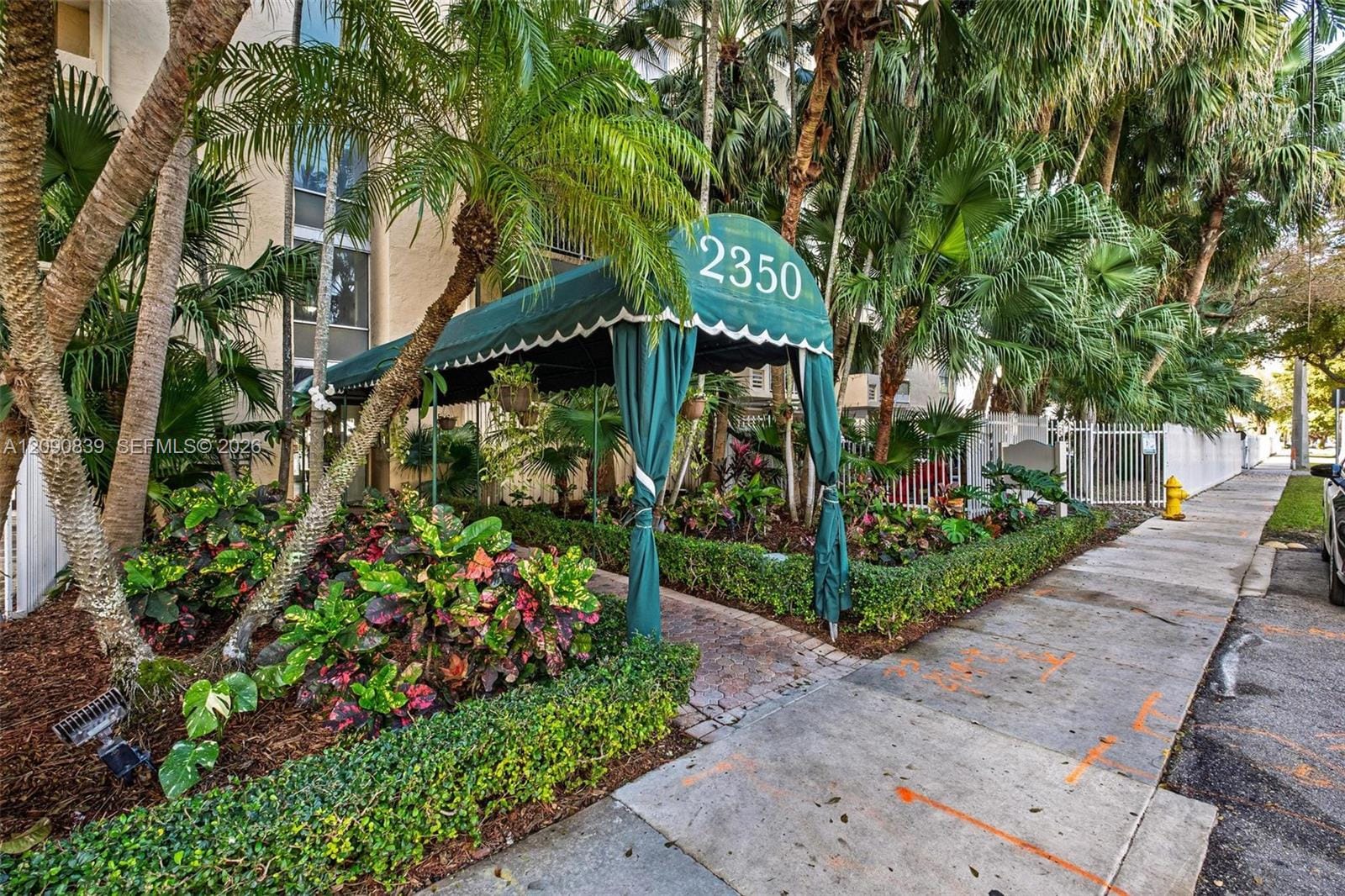 2350 NE 135th Street 811, North Miami, FL 33181 photo 14