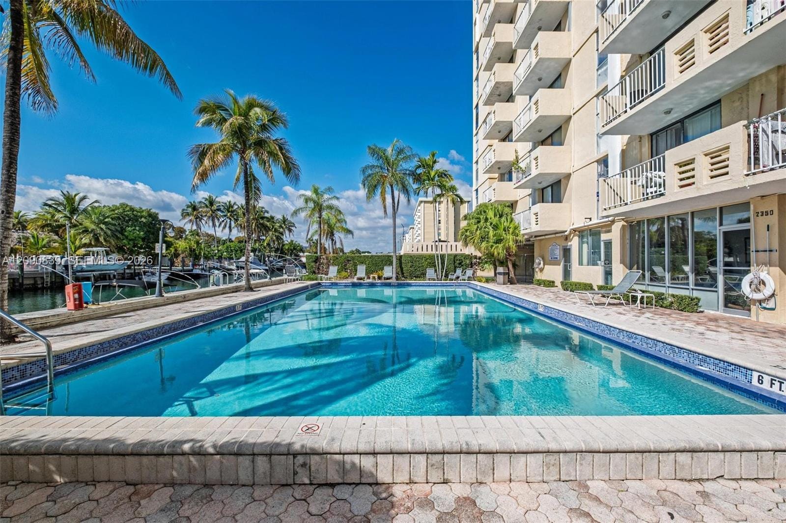 2350 NE 135th Street 811, North Miami, FL 33181 photo 3