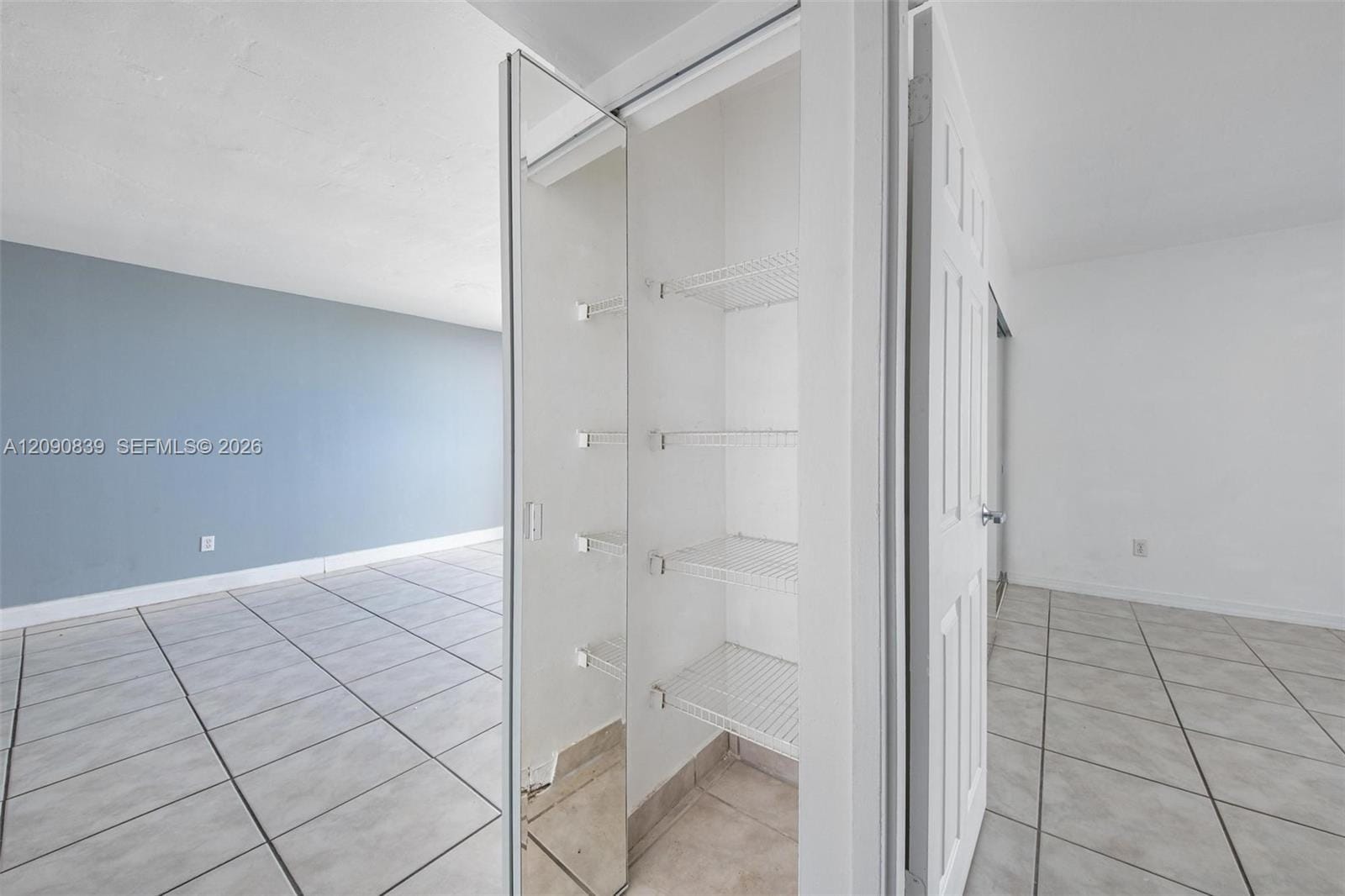 2350 NE 135th Street 811, North Miami, FL 33181 photo 28
