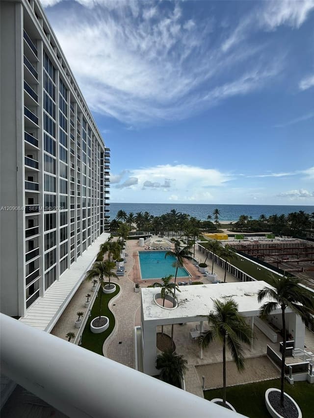 10275 Collins Avenue 619, Bal Harbour, FL 33154