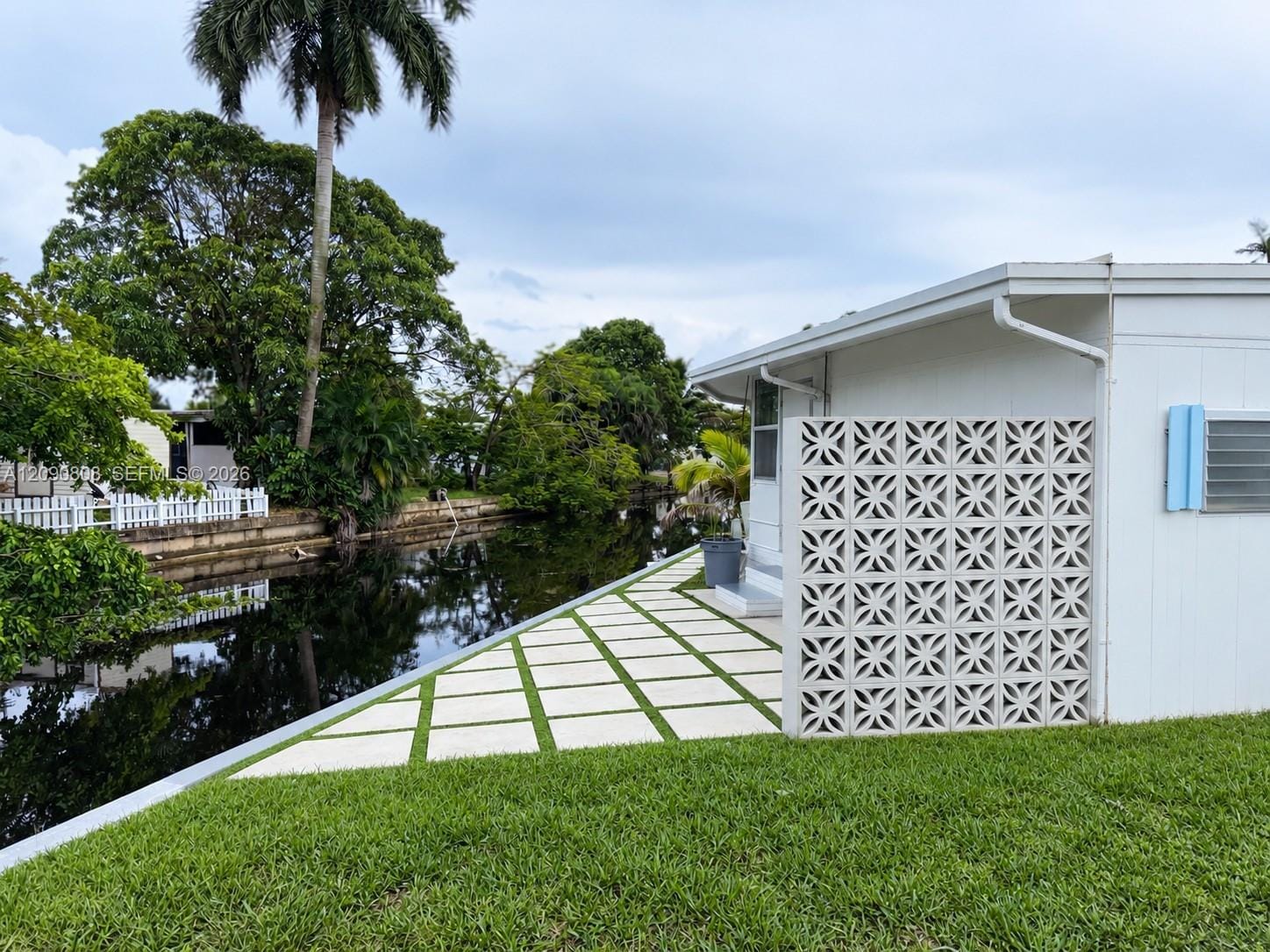 1666 SW 85th Avenue, Davie, FL 33324 photo 2