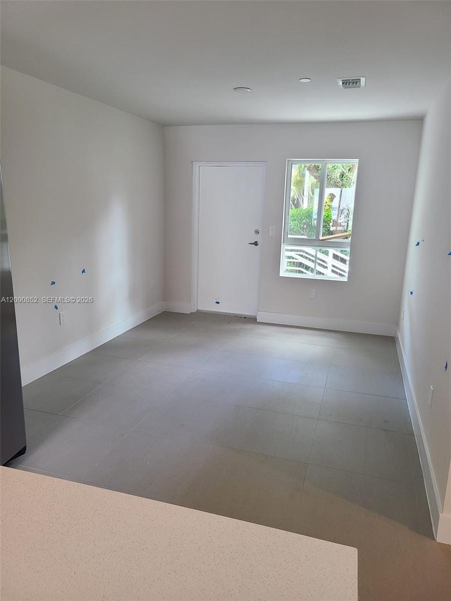 2555 NE 193 Street 2114, Miami, FL 33180 photo 13