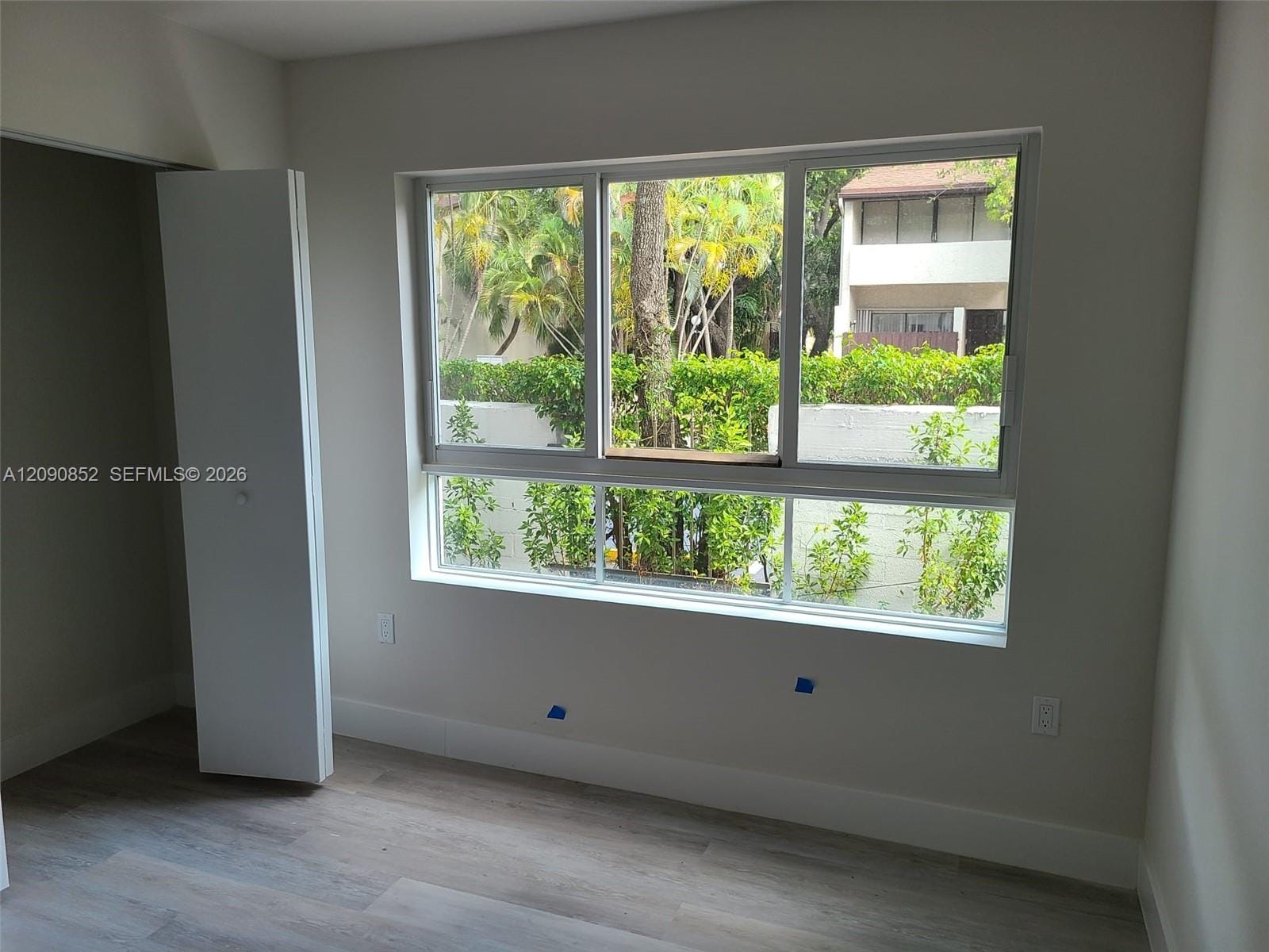 2555 NE 193 Street 2114, Miami, FL 33180 photo 6
