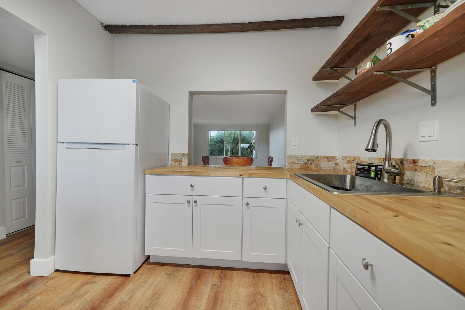 6005 Del Lago Circle 311 — photo 8